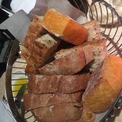 POP on the bund User Photo