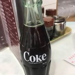 Sister Wah 여행 사진