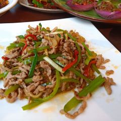 Yun Qin User Photo