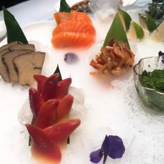 Feast Modern Restaurant User Photo