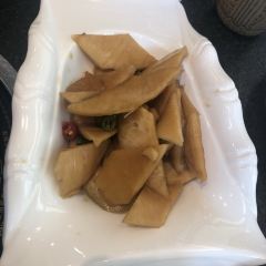 SHI ZI LOU User Photo