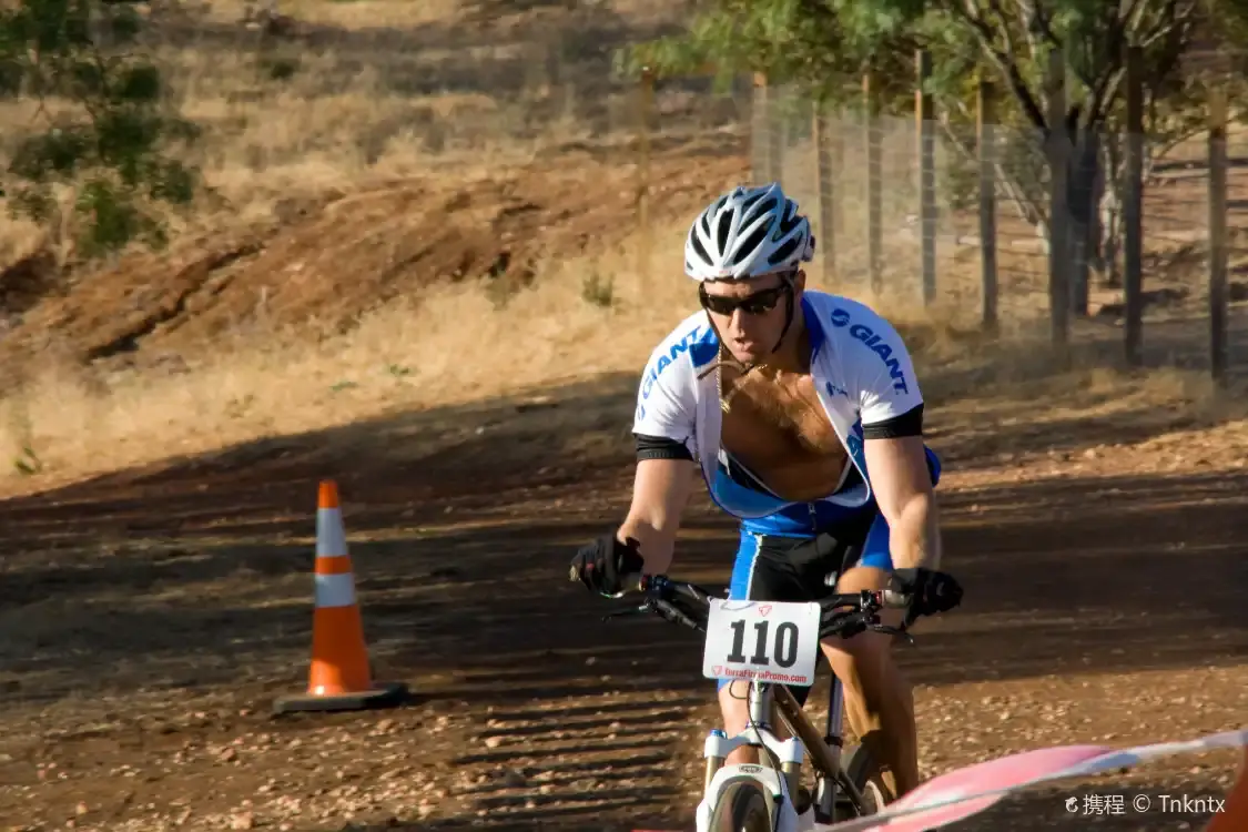 Hotels near Reveille Peak Ranch