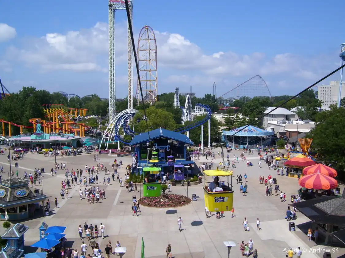 Hotels near Corkscrew