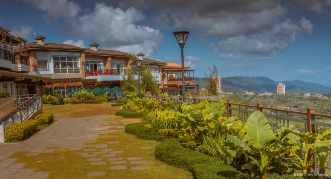 Twin Lakes Tagaytay