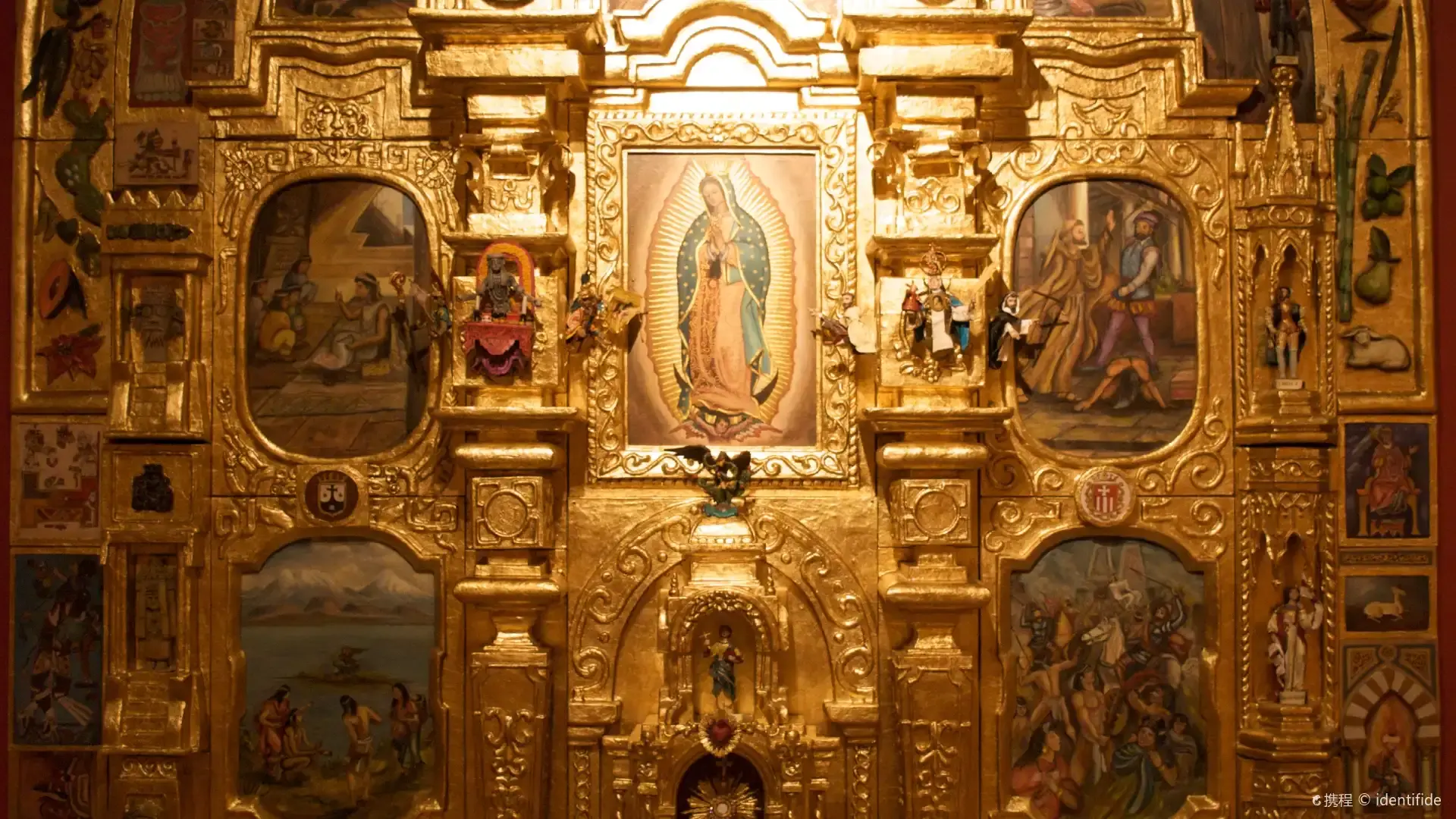 Hotels near National Museum of Mexican Art