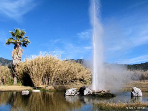 Old Faithful Geyser of California