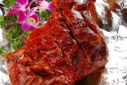 乌兰布统龙腾山庄特色民宿(迎宾路分店)