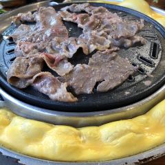 LAO BAN NIANG DE KAO ROU DIAN MO DA JIN JIE DIAN User Photo