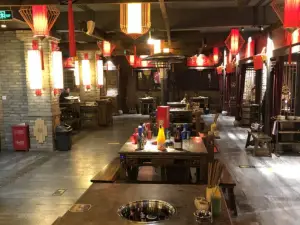 小龍坎老火鍋(人民廣場店)