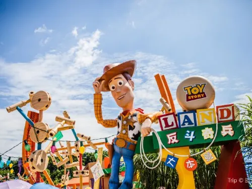 Make the Most of the Magic Day in Hong Kong Disneyland