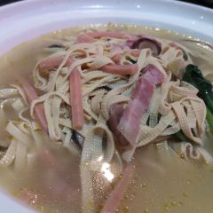 Zuijiujianghubenditese User Photo