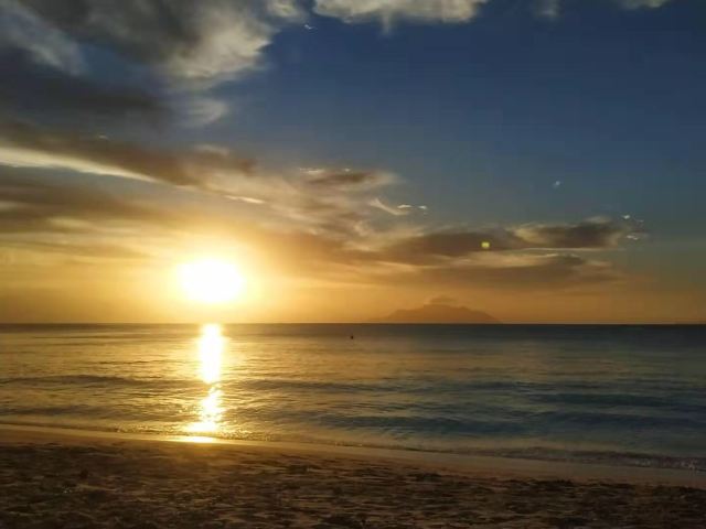 Beau Vallon Beach