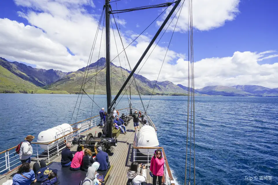 4_Lake Wakatipu Cruises
