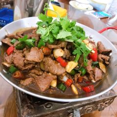 鱼迷土菜馆·十八年老店 User Photo