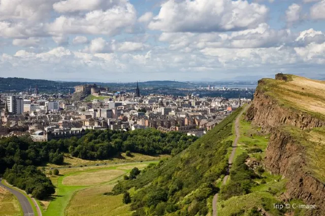 Plan your trip to Arthur’s Seat Edinburgh, iconic landmark of Scotland Highland