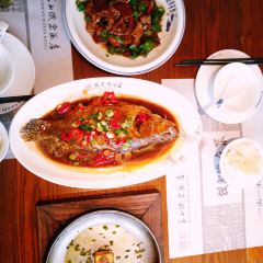 黄山华山徽宴酒店·披云徽府菜 User Photo