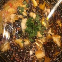 Ai Ruo Chun (KunMing JinBi Park) User Photo