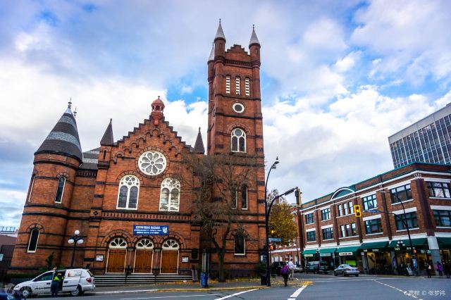 12 Coolest Canada Cities Well Worth Visiting