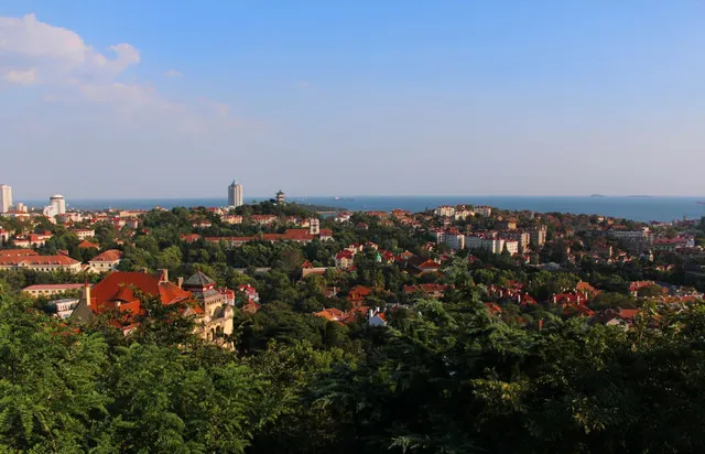 A Good Place to Take A Walk and See The Sea: Recommended in Qingdao City Park