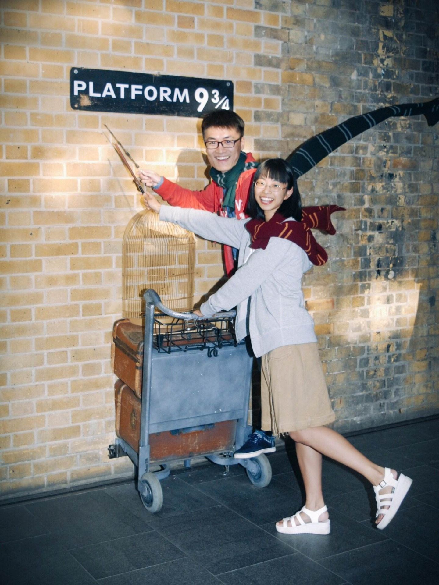 Platform 9 3 4 Travel Guidebook Must Visit Attractions In London Platform 9 3 4 Nearby Recommendation Trip Com