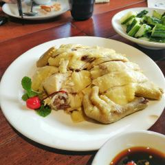 Bigger Tradish 여행 사진