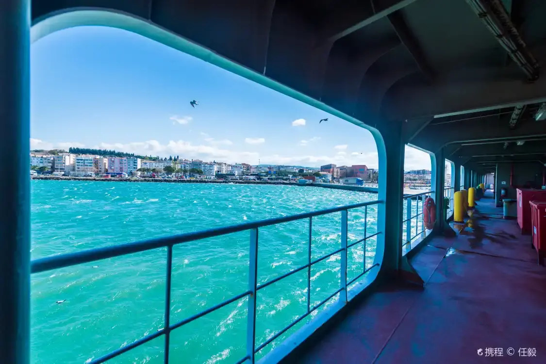 Hotels near Dardanelles Strait