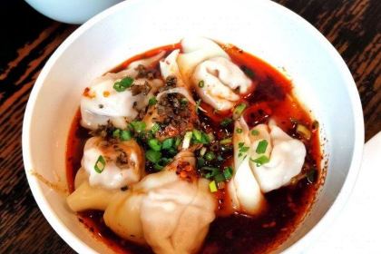 COUPLE BEEF COOKING RESTAURANT