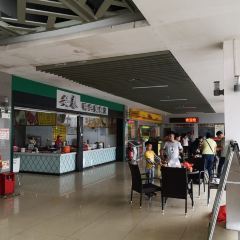 （沈海高速雷州服务区）餐厅(沈海高速雷州服务区) User Photo