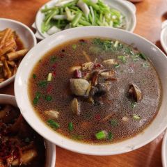 朱雀大树下万荣餐厅 User Photo
