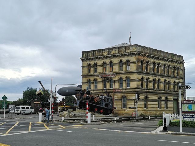 Steampunk HQ