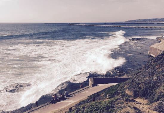 El Pescador State Beach