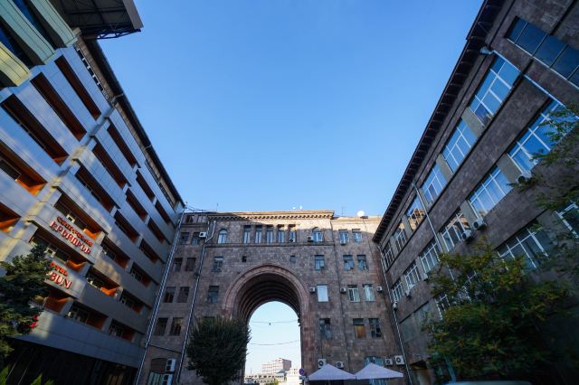 葉里溫共和國廣場