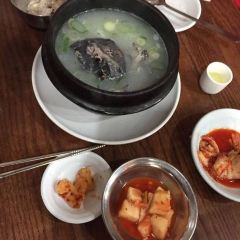 Baeknyeon Tojong Samgyaetang User Photo