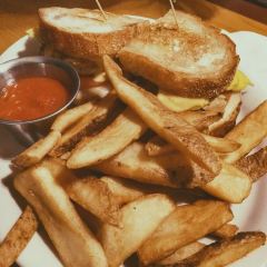 Splashers Grill User Photo