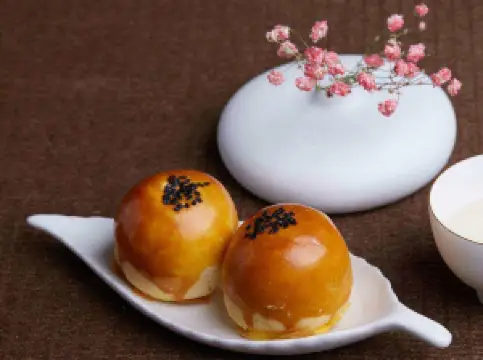 ZHAN JI GONG TING TAO SU WANG BIN HU DIAN