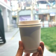 Atmosphere Cafe + Etc. 여행 사진