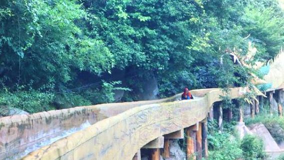 Jinsixia Rongdong Drifting