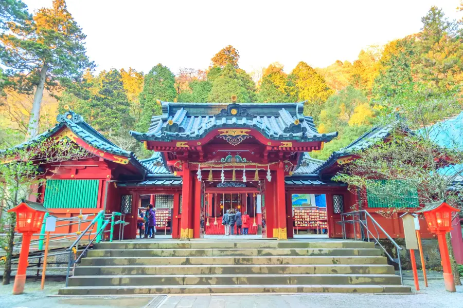 Храм Хаконе-дзиндзя