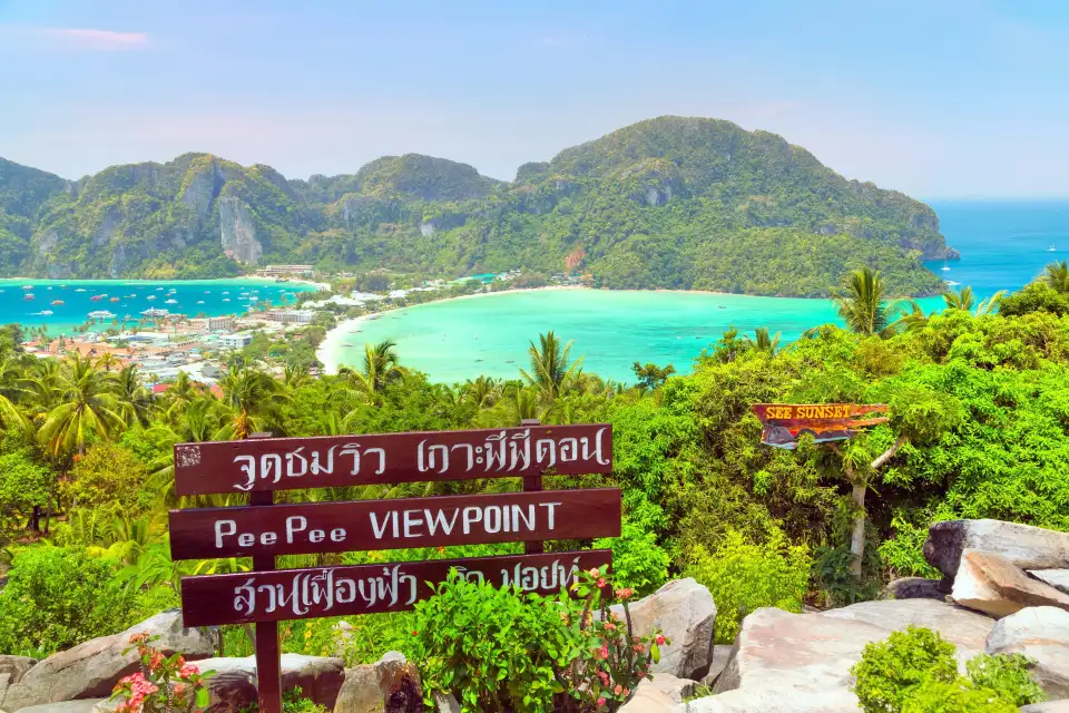 Phi phi Viewpoint 1