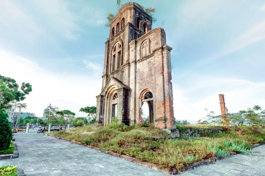 Remnants of Tam Tòa Church