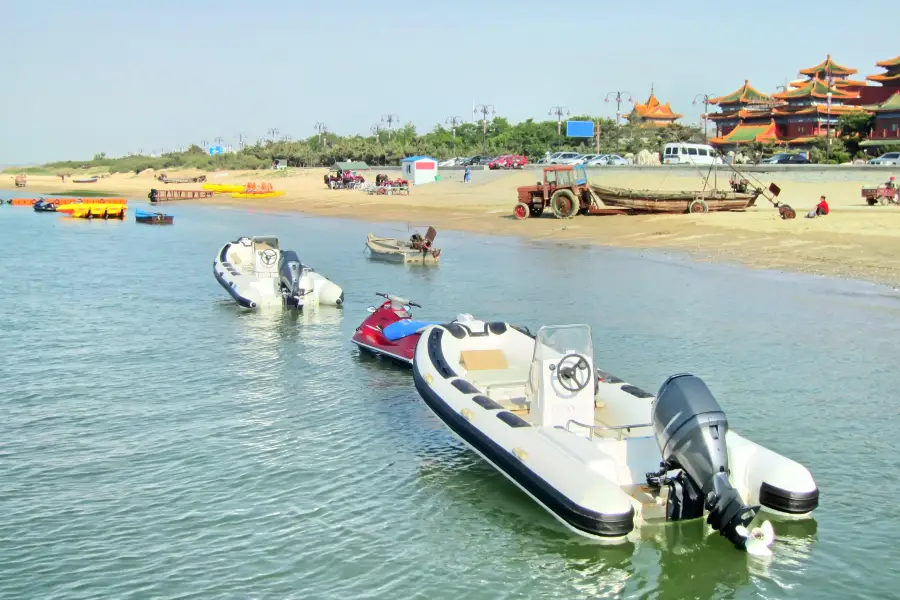 ชายหาดอันดับ 1 สําหรับการอาบแดด