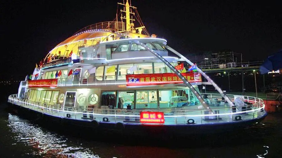 Captain No. 9 (Night Tour Yangtze River) Cruise
