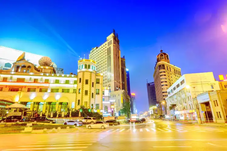 Hotels near Dalian Zhongshan Square