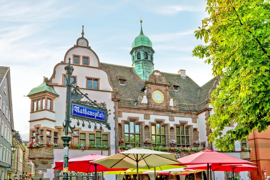 Hotels near Rathausplatz
