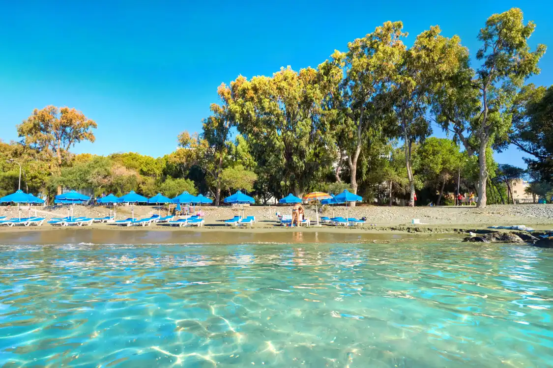Hotels near Dasoudi Beach