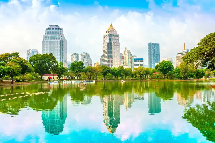 Hotels near Lumphini Park