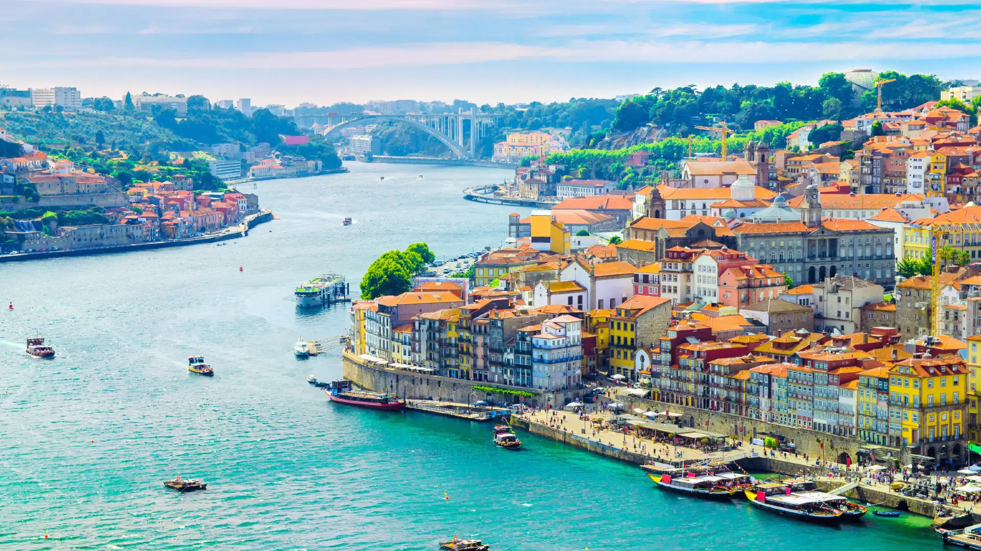 Hotels near Douro River