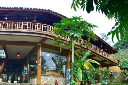 骆越田园假日酒店(大新安平仙河店)·牛图腾餐厅