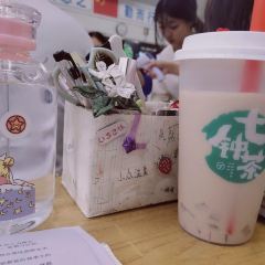 华莱士·全鸡汉堡(长宁县店) User Photo