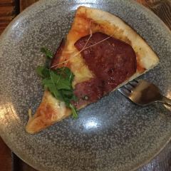 Francesca's Pizzas 여행 사진